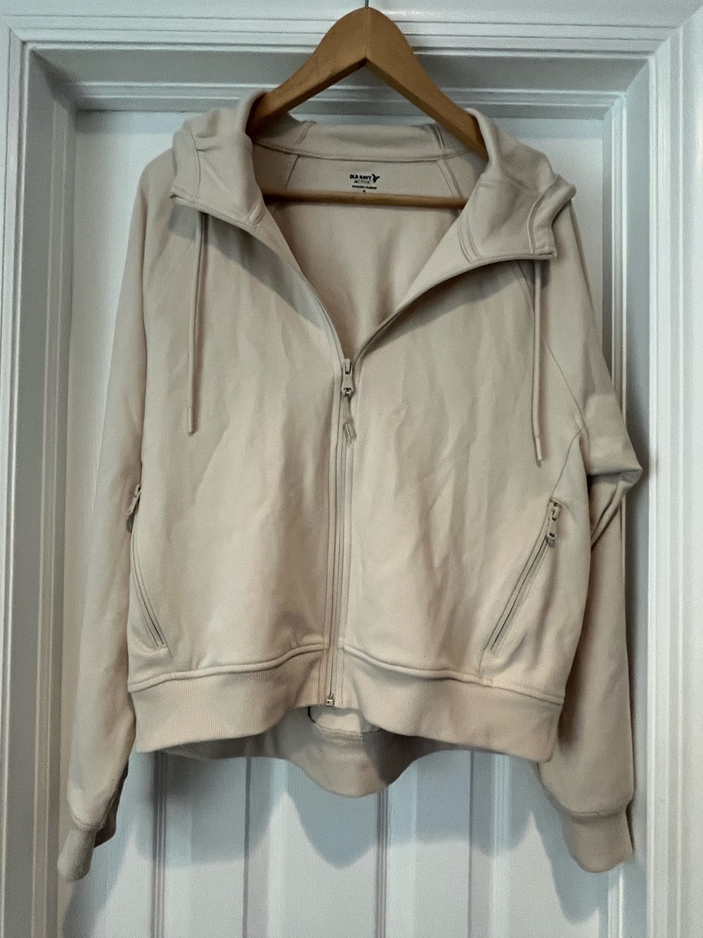 Old Navy Women’s Smooth Dynamic Fleece Zip Hoodie, Cream/Beige - Size M
